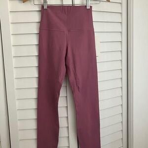 NWT Lululemon Ribbed High Rise Align Pants